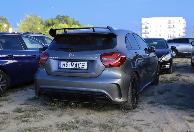 Mercedes-AMG A 45 W176 2015