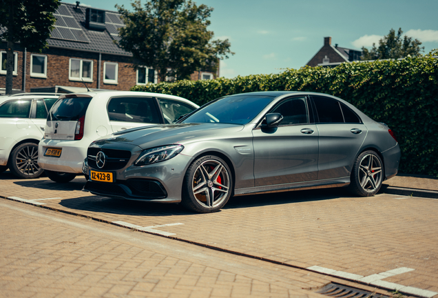 Mercedes-AMG C 63 S W205