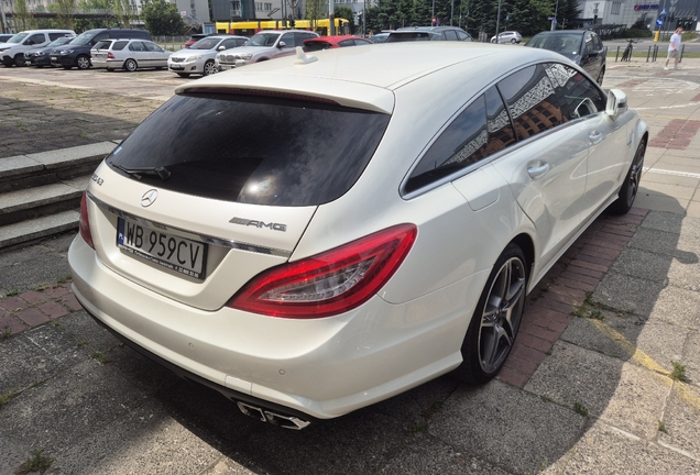 Mercedes-Benz CLS 63 AMG X218 Shooting Brake