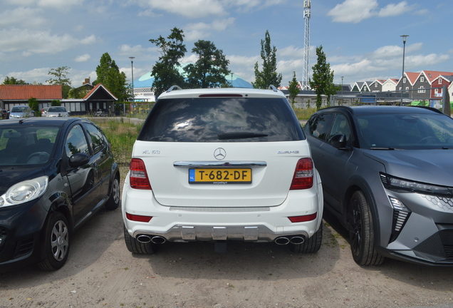 Mercedes-Benz ML 63 AMG W164 2009