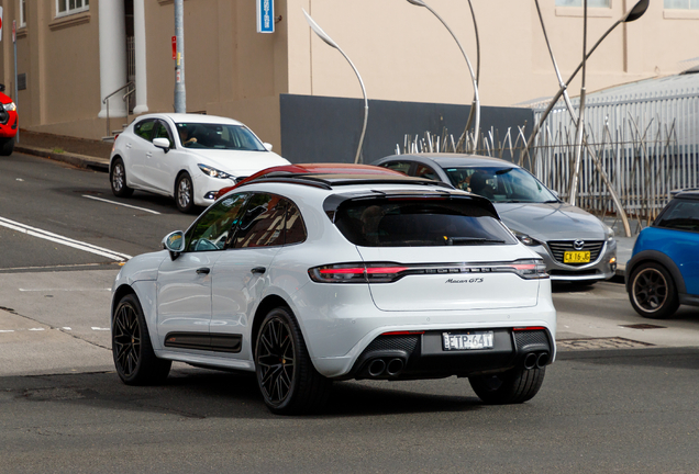 Porsche 95B Macan GTS MkIII
