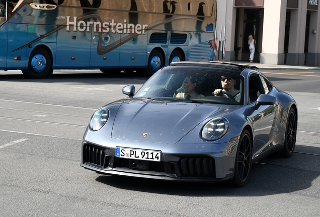 Porsche 992 Carrera 4 GTS MkII