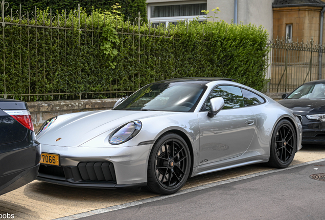 Porsche 992 Carrera GTS MkII