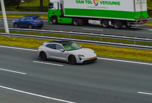Porsche Taycan GTS Sport Turismo MkI