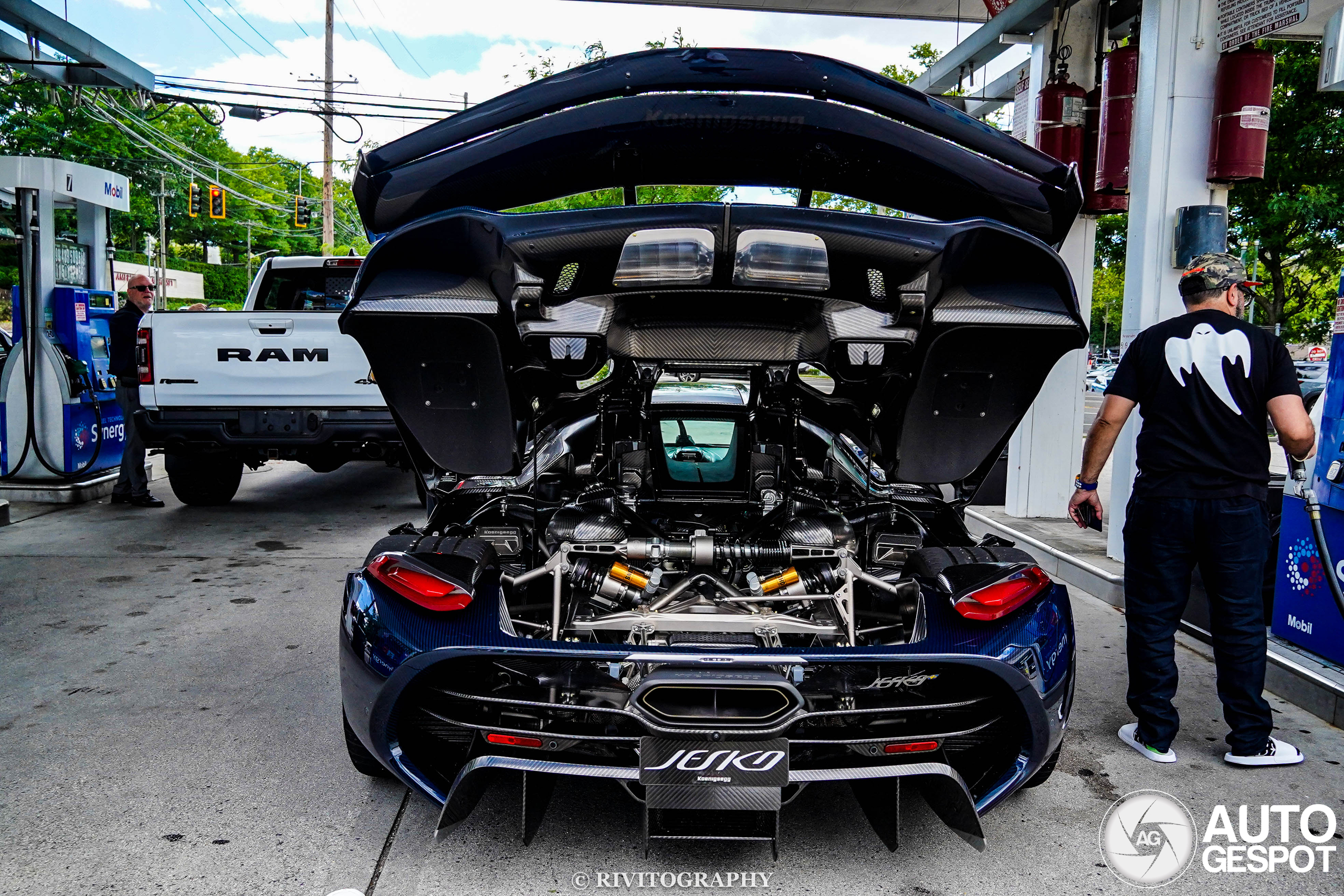 Koenigsegg Jesko spreidt zijn vleugels