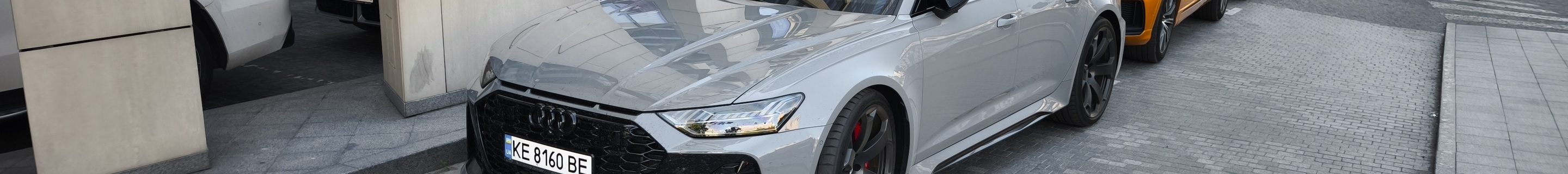 Audi RS6 Avant C8