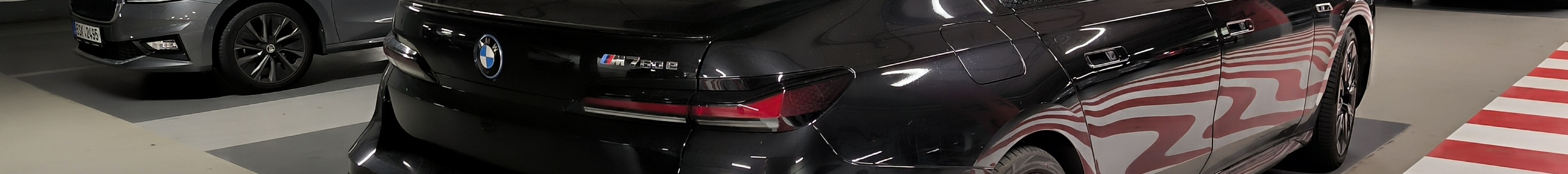 BMW M760e xDrive