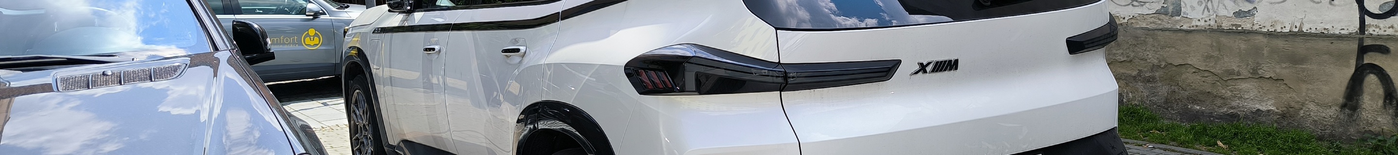BMW XM G09