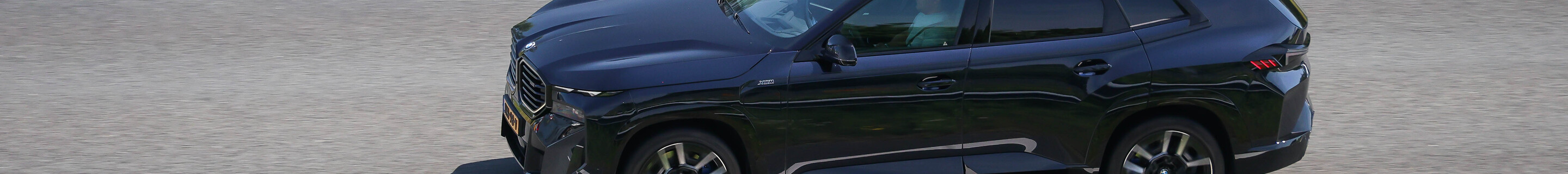 BMW XM G09