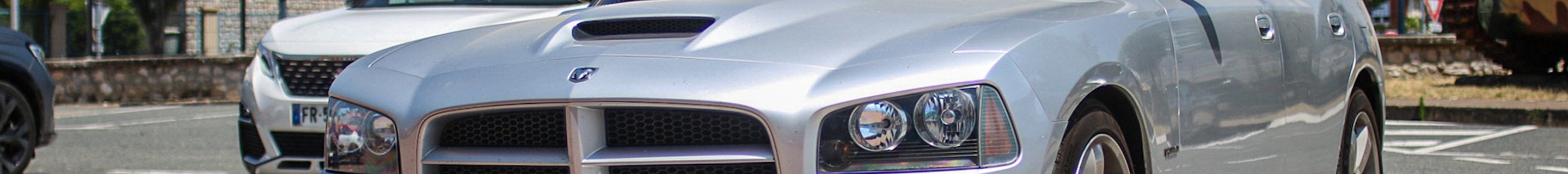 Dodge Charger SRT-8