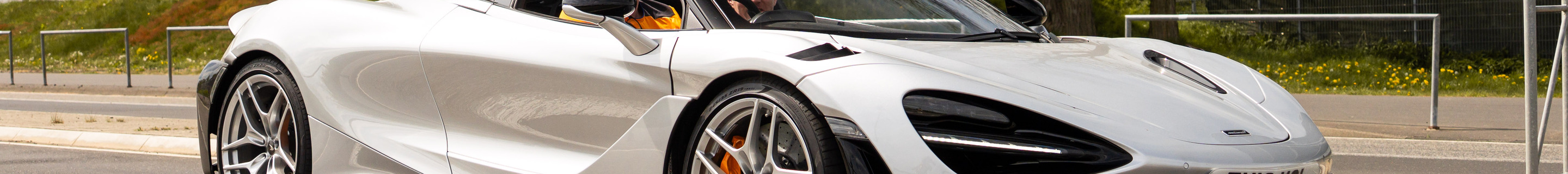 McLaren 765LT Spider