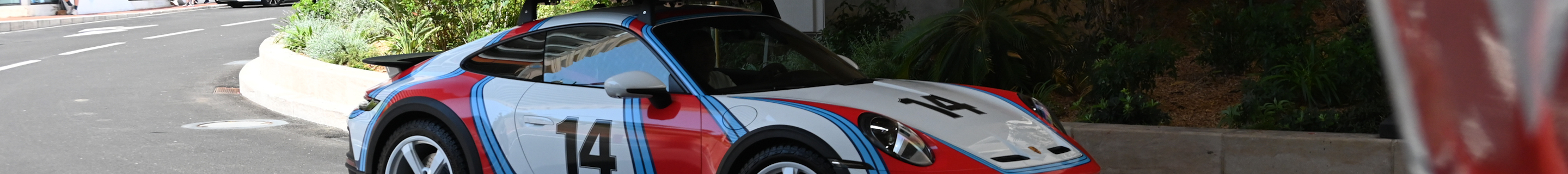 Porsche 992 Dakar