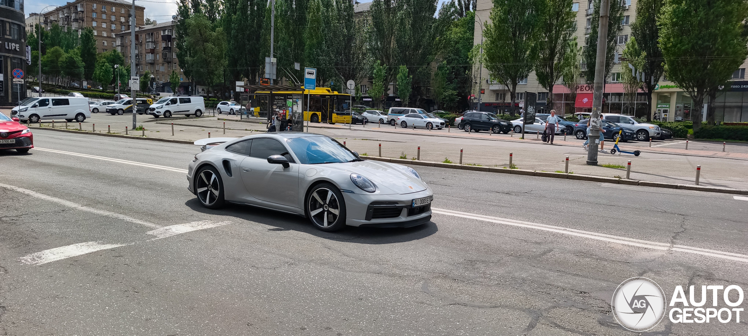 Porsche 992 Turbo S MkI
