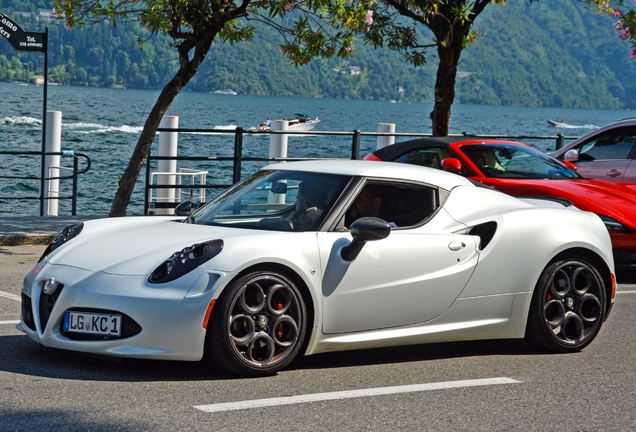 Alfa Romeo 4C Coupé
