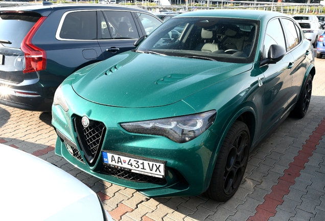 Alfa Romeo Stelvio Quadrifoglio 2023