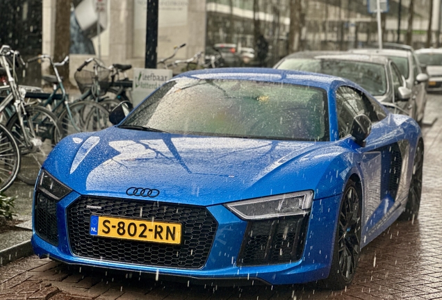 Audi R8 V10 Plus 2015