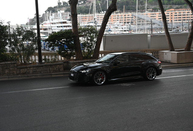 Audi RS5 Avant B10