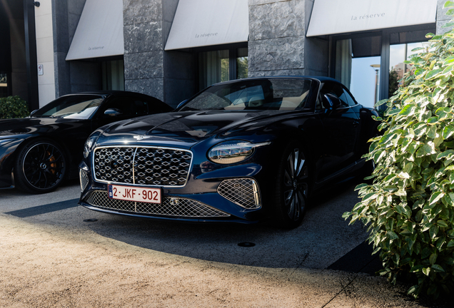 Bentley Continental GTC Mulliner 2025
