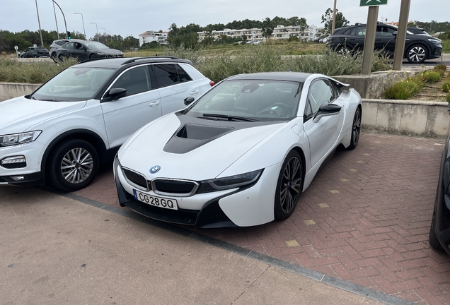 BMW i8