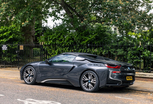 BMW i8 Roadster