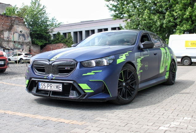 BMW M5 G90