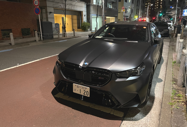BMW M5 G90