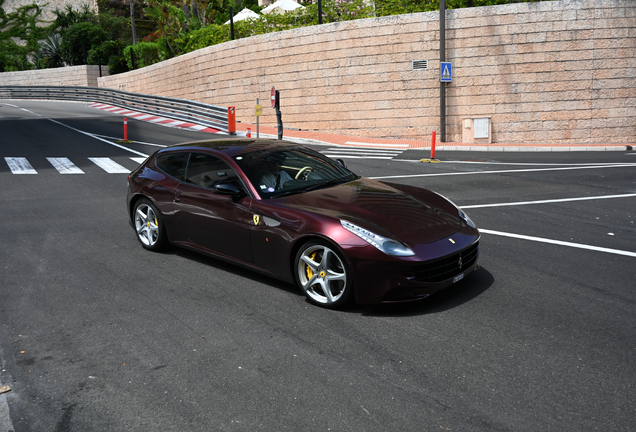 Ferrari FF
