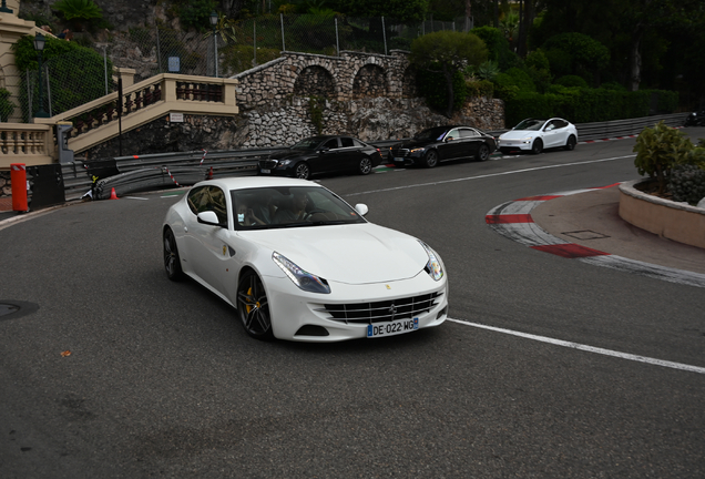Ferrari FF