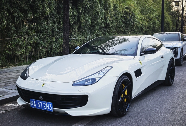 Ferrari GTC4Lusso