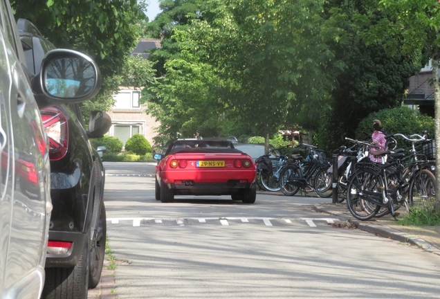 Ferrari Mondial 3.2 Cabriolet