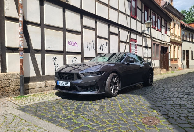 Ford Mustang Dark Horse 2024