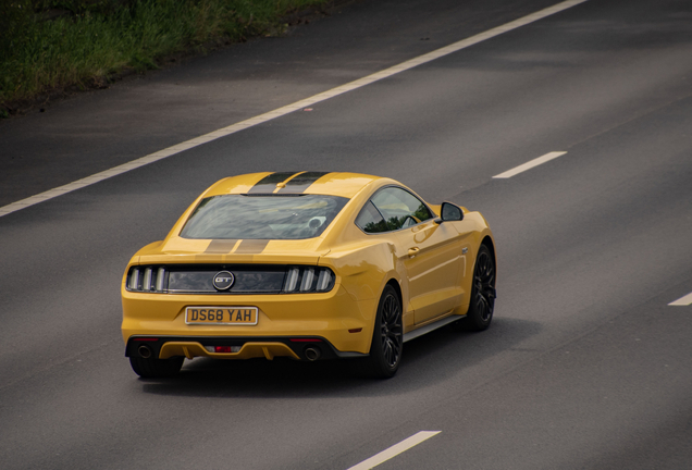 Ford Mustang GT 2015