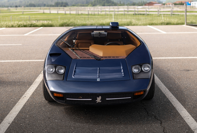 Isdera Imperator 108i