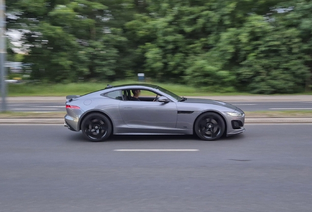 Jaguar F-TYPE R Coupé 2020