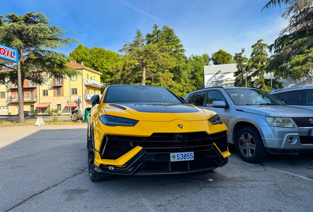 Lamborghini Urus Performante