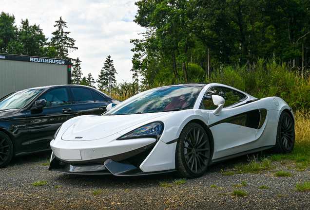 McLaren 570GT