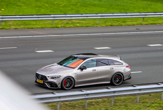 Mercedes-AMG CLA 45 S Shooting Brake X118