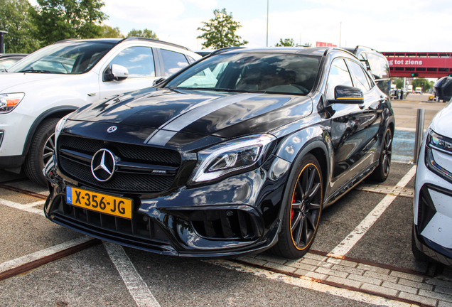 Mercedes-AMG GLA 45 X156 Yellow Night Edition