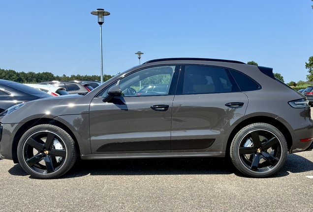 Porsche 95B Macan Turbo MkII