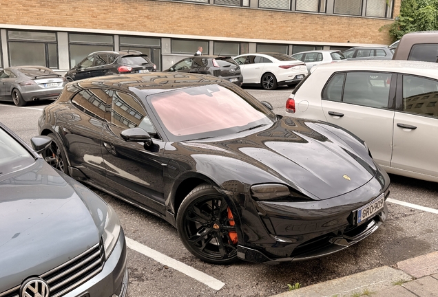 Porsche Taycan Turbo S Cross Turismo MkI