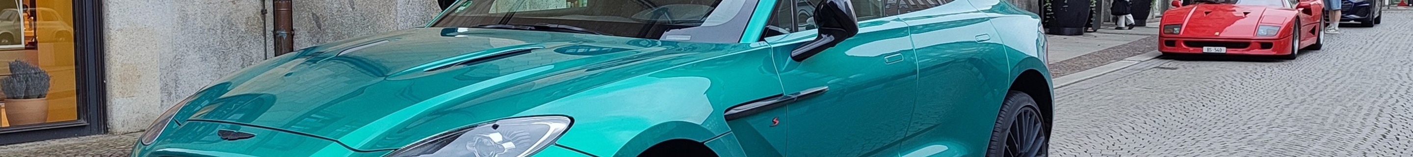 Aston Martin DBX S