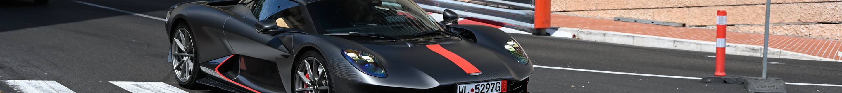 Aston Martin Valhalla