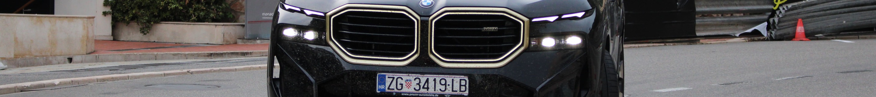 BMW XM G09