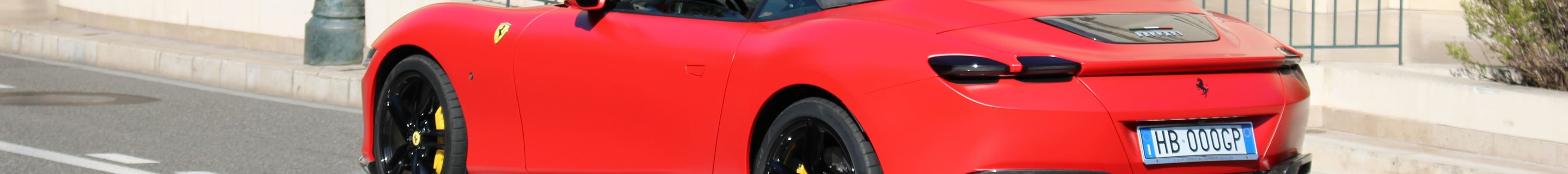 Ferrari Roma Spider