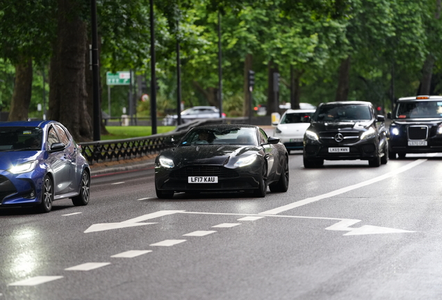 Aston Martin DB11