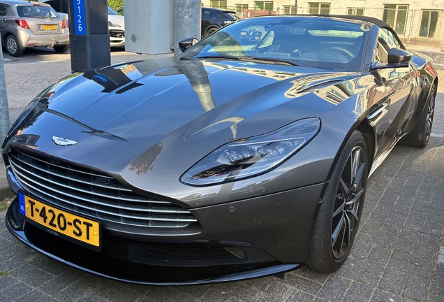 Aston Martin DB11 V8 Volante