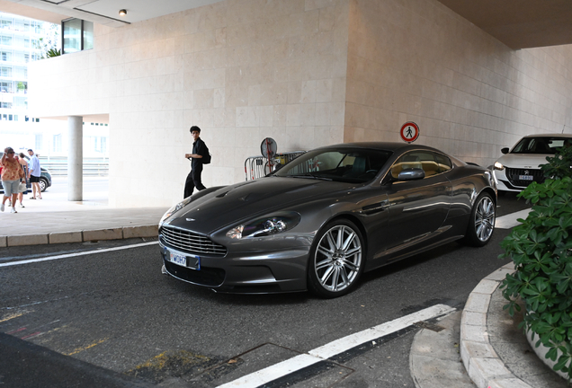 Aston Martin DBS