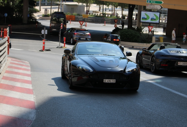 Aston Martin V12 Vantage S