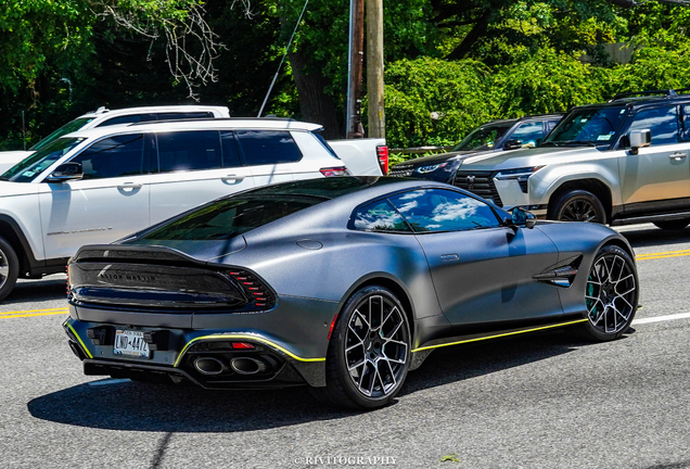 Aston Martin Vanquish 2025