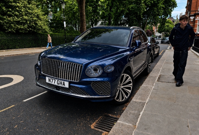 Bentley Bentayga Azure 2024